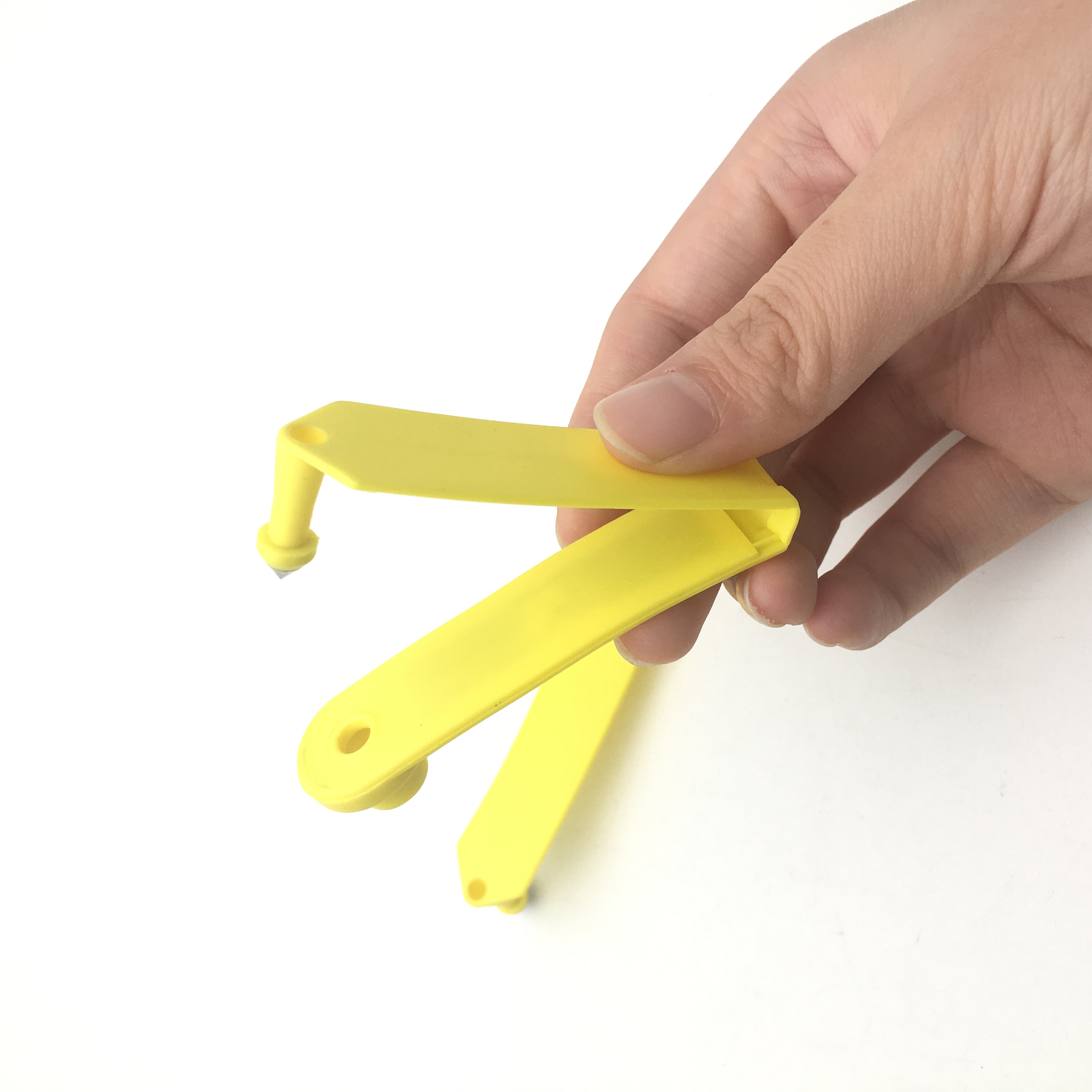 普睿科技新品：動(dòng)物標(biāo)簽羊耳標(biāo)上市